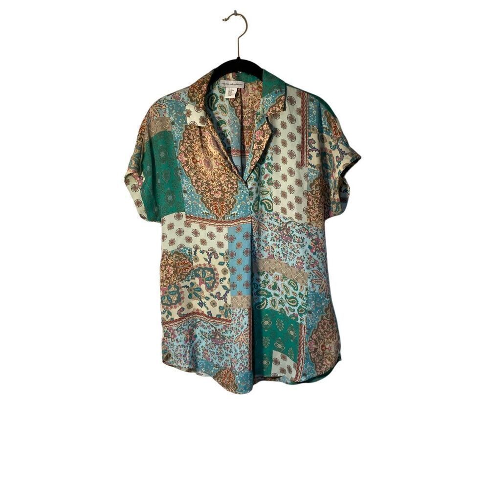 Cupcakes and cashmere women’s floral, paisley print blouse XS